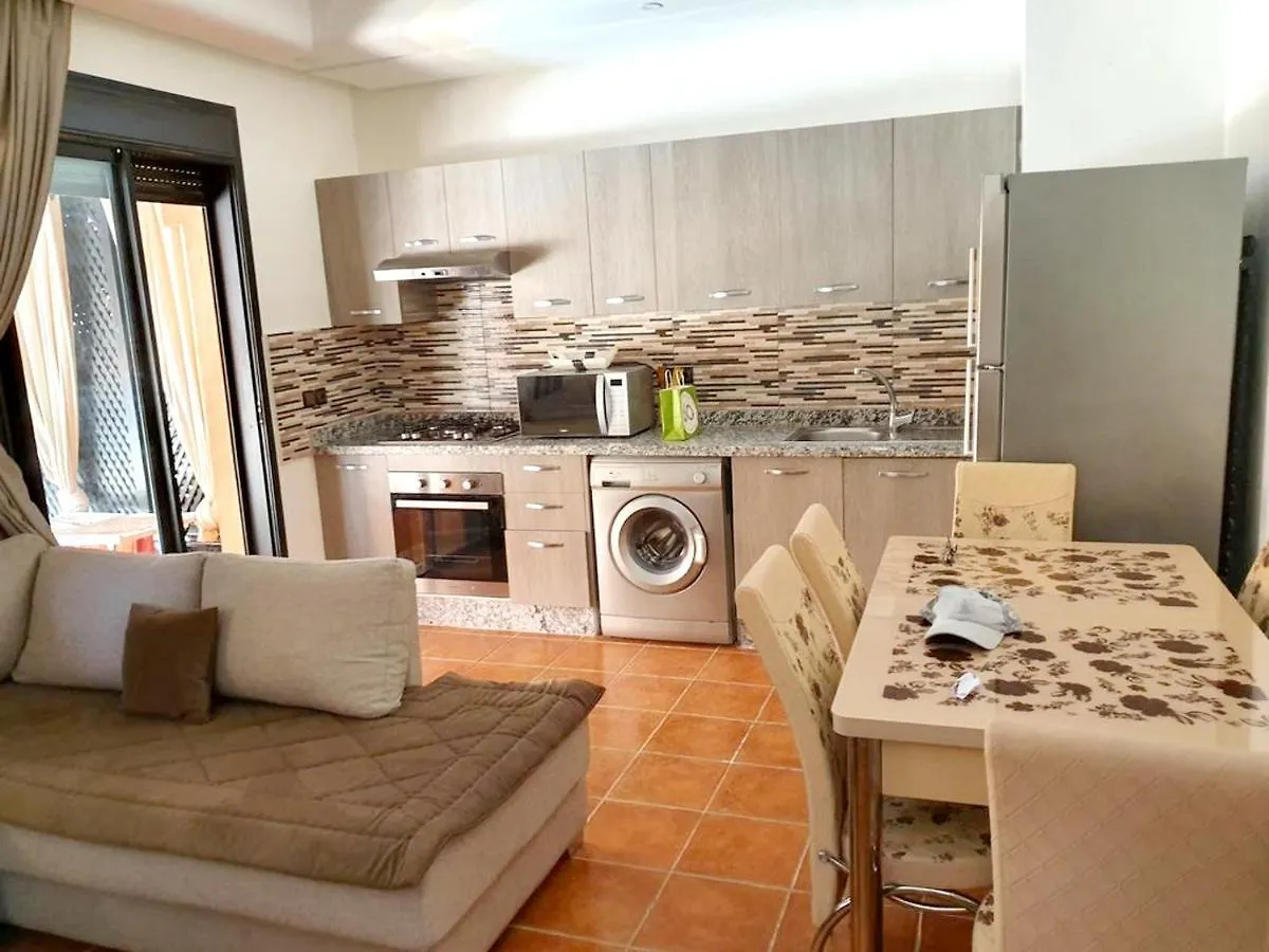 Pleasant Apartment In Marrakech With Shared Pool 马拉喀什